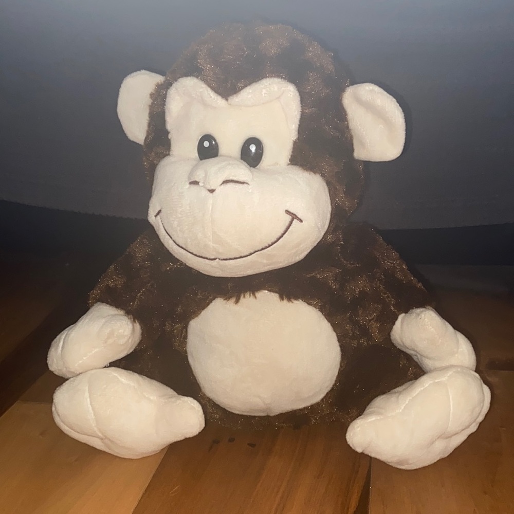 NEW GIFTABLE WORLD STUFFED MONKEY